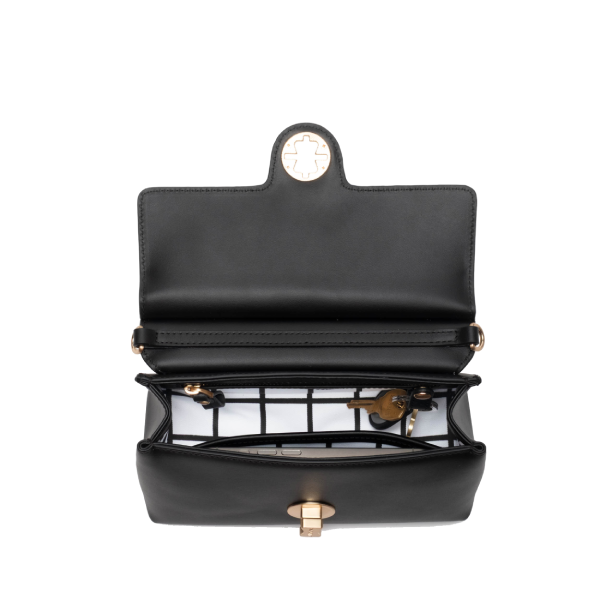 Color - Black Vanilla